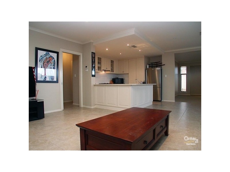 18 Basin Street, Aldinga Beach SA 5173