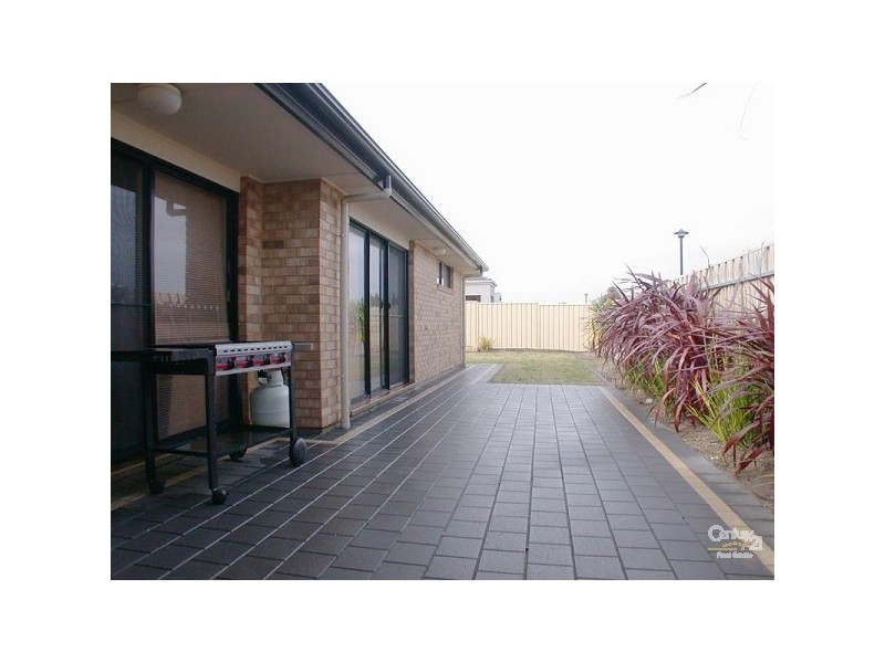 18 Basin Street, Aldinga Beach SA 5173