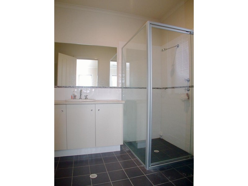 18 Basin Street, Aldinga Beach SA 5173