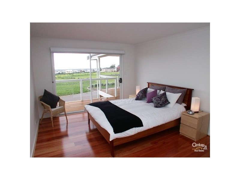 24 Arcadia Crescent, Sellicks Beach SA 5174