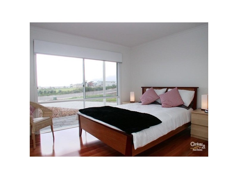 24 Arcadia Crescent, Sellicks Beach SA 5174