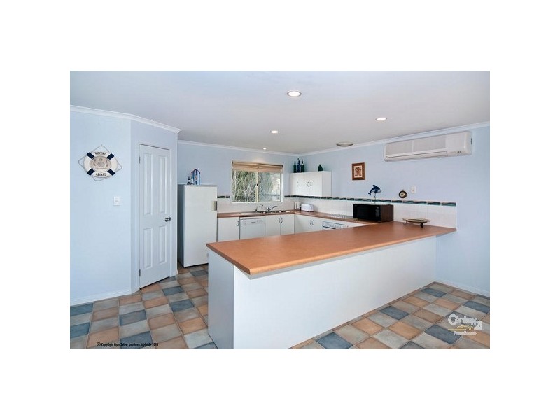 9 Lucerno Crescent, Sellicks Beach SA 5174