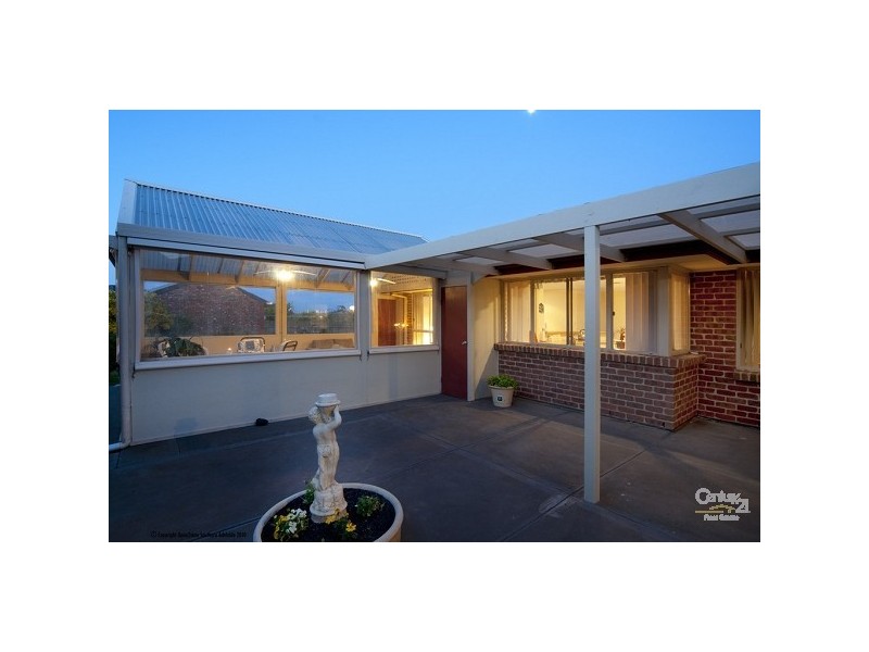 19 Livermead Way, Moana SA 5169