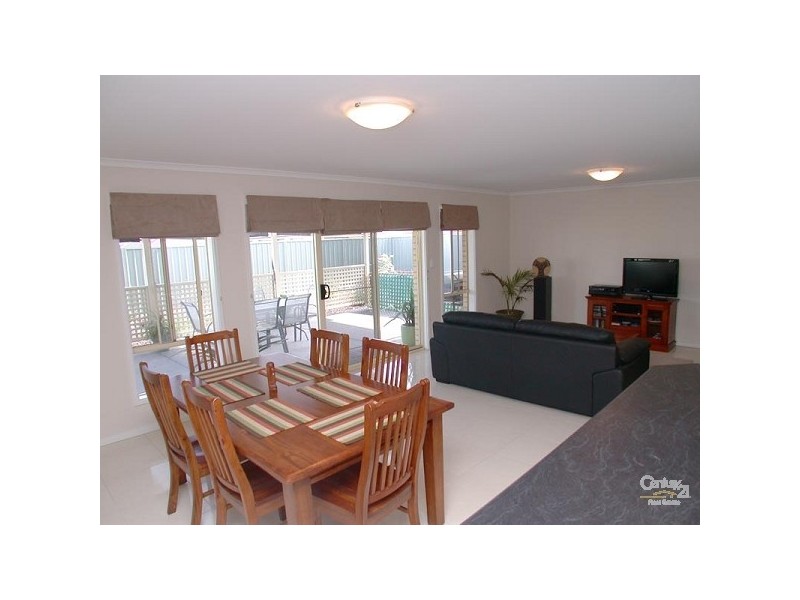 4 Seagreen Way, Aldinga Beach SA 5173