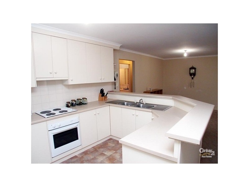 6 Oceanic Close, Seaford Rise SA 5169