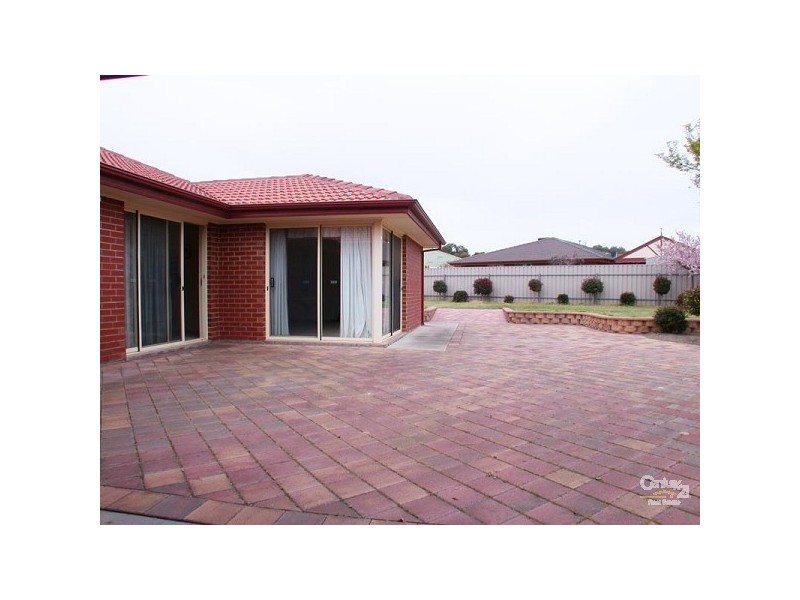 6 Oceanic Close, Seaford Rise SA 5169