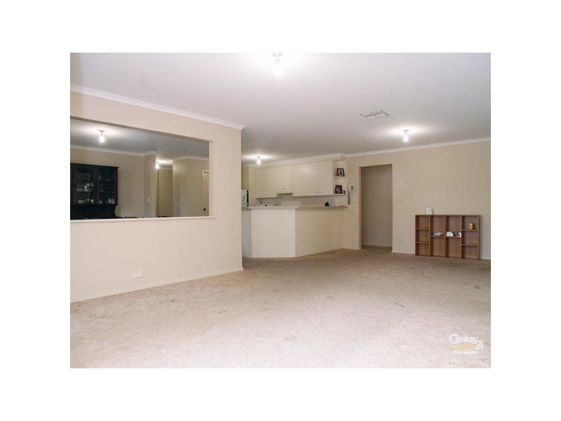 6 Oceanic Close, Seaford Rise SA 5169