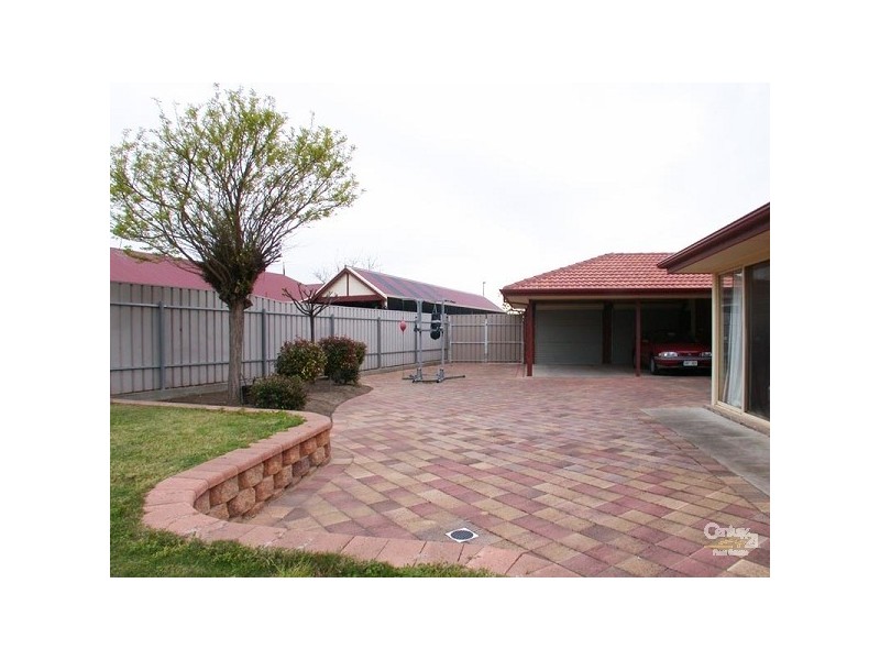 6 Oceanic Close, Seaford Rise SA 5169