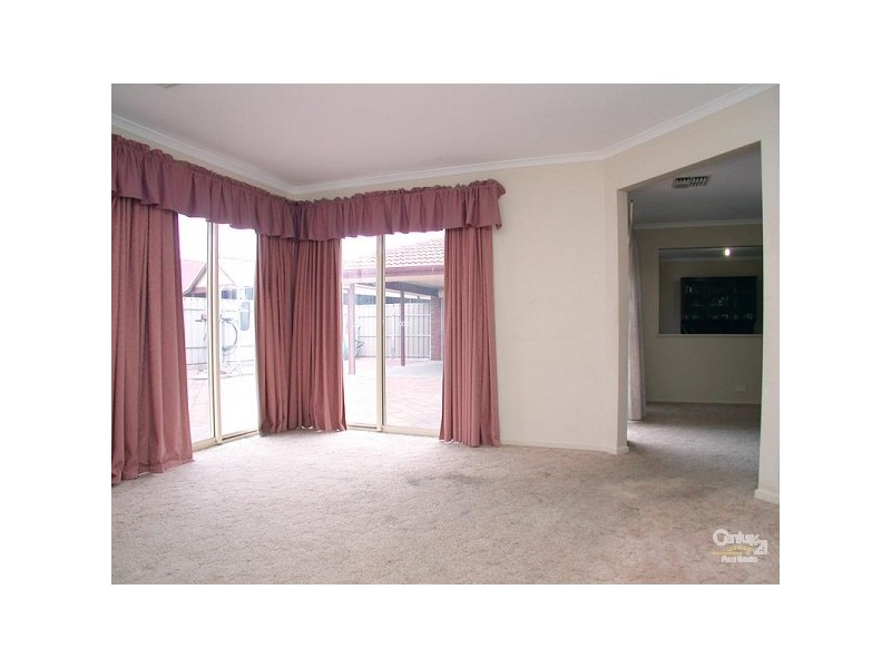 6 Oceanic Close, Seaford Rise SA 5169