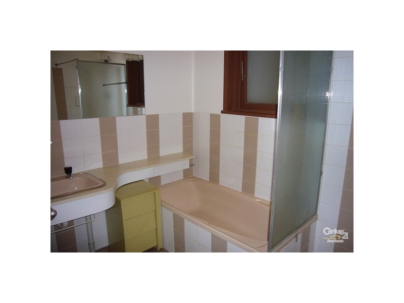 27 Caffrey Cres, Port Willunga SA 5173