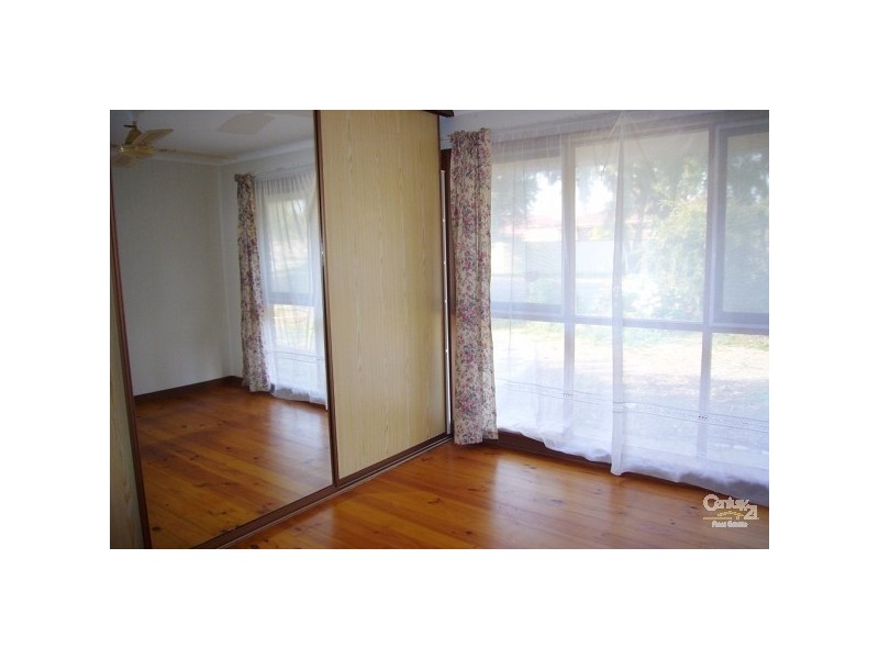 27 Caffrey Cres, Port Willunga SA 5173