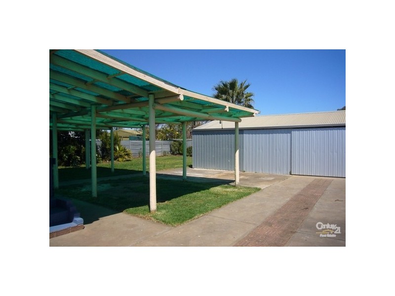 4 Bowering Hill Road, Port Willunga SA 5173