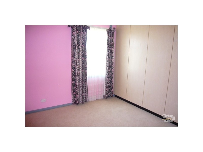 4 Bowering Hill Road, Port Willunga SA 5173