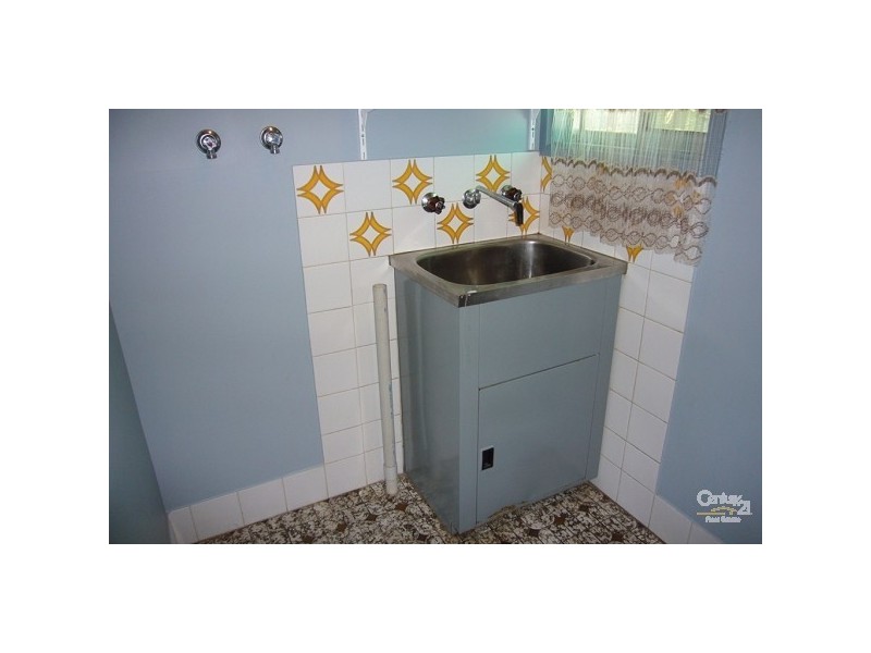 4 Bowering Hill Road, Port Willunga SA 5173