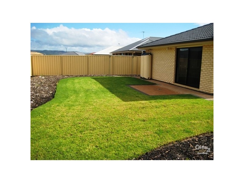13 Whistlers Avenue, Aldinga Beach SA 5173