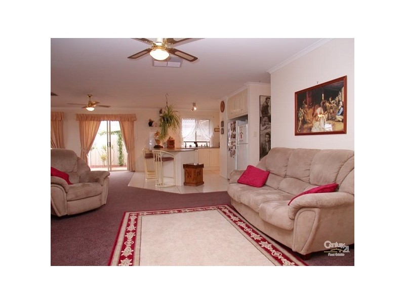 85 Pridham Boulevard, Aldinga Beach SA 5173