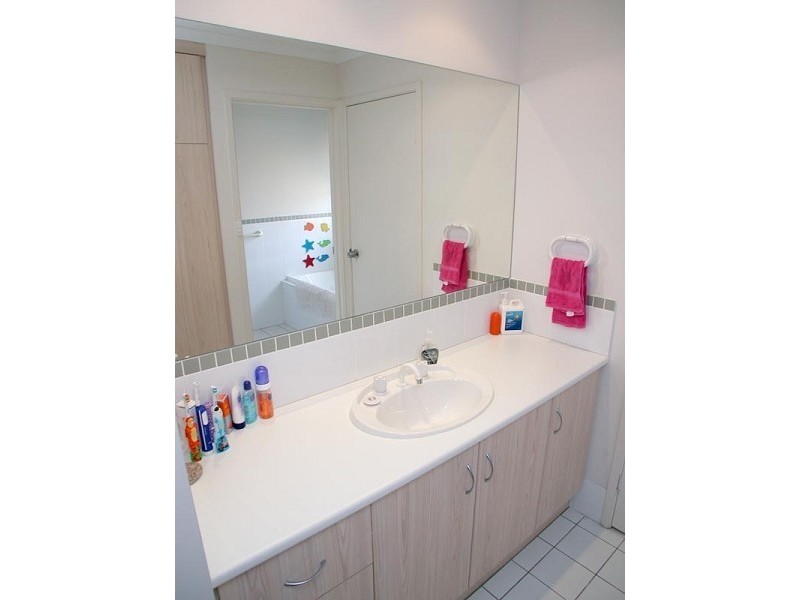 12 Nicholl Avenue, Aldinga Beach SA 5173