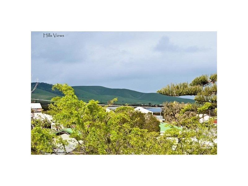 9 Lucerno Crescent, Sellicks Beach SA 5174