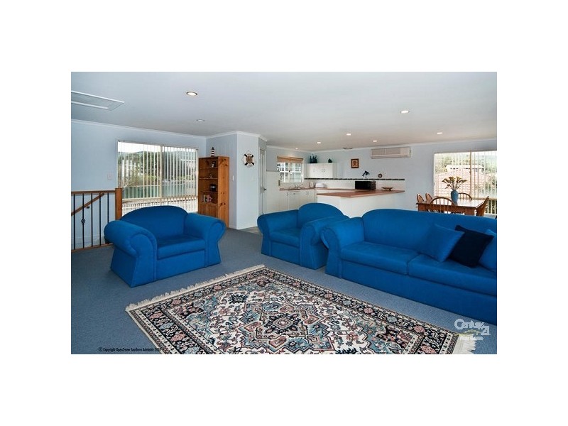 9 Lucerno Crescent, Sellicks Beach SA 5174
