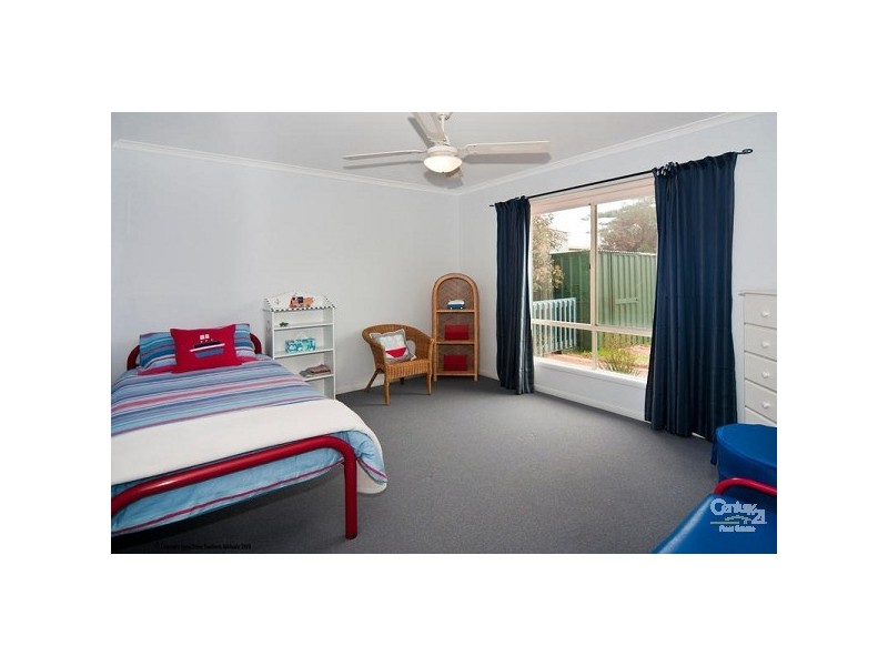 9 Lucerno Crescent, Sellicks Beach SA 5174
