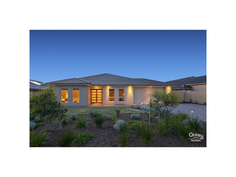 10 Whistlers Avenue, Aldinga Beach SA 5173
