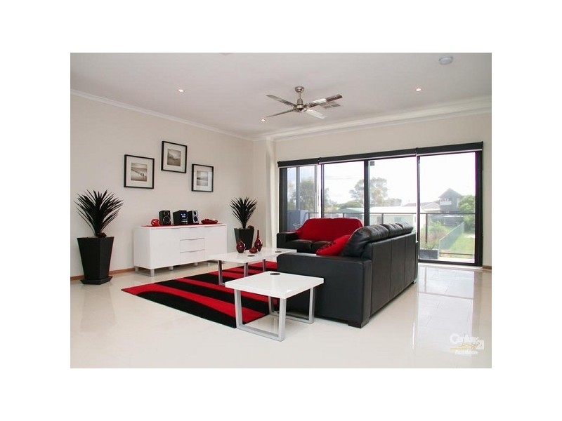 8 Thomas Street, Aldinga Beach SA 5173