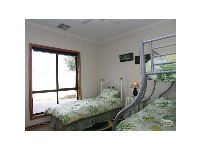 8 Thomas Street, Aldinga Beach SA 5173