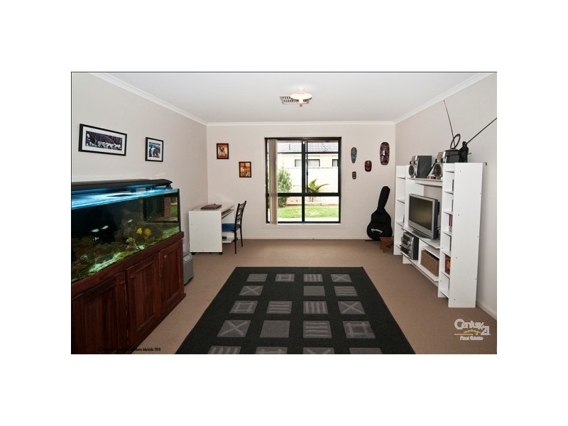4 Bayside Avenue, Aldinga Beach SA 5173