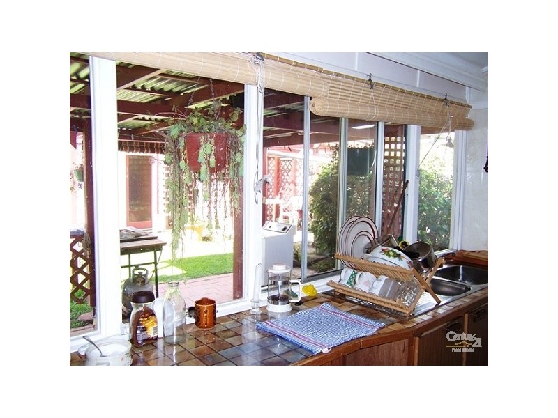 33 Whinnerah Avenue, Aldinga Beach SA 5173