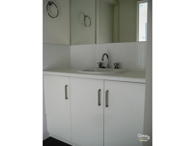 82 Whinnerah Avenue, Aldinga Beach SA 5173