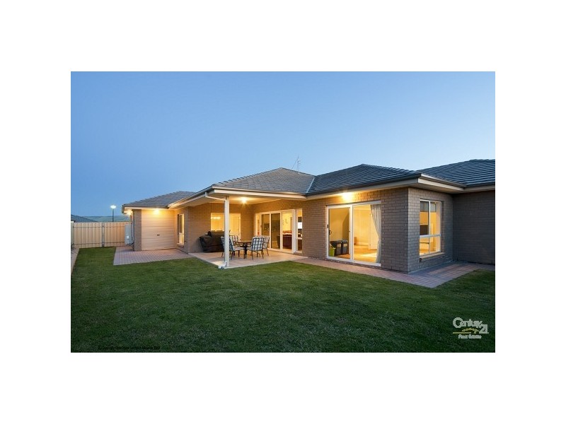 10 Whistlers Ave, Aldinga Beach SA 5173