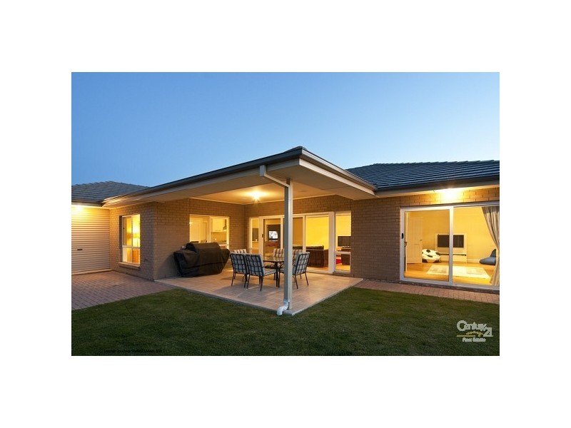 10 Whistlers Ave, Aldinga Beach SA 5173