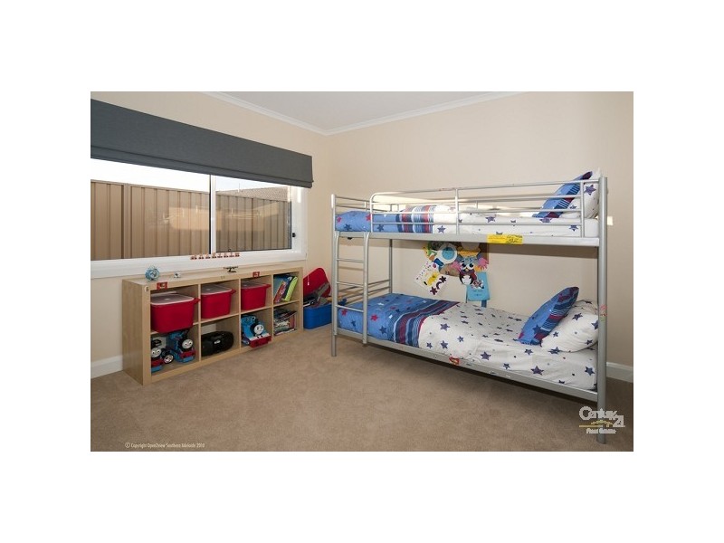 10 Whistlers Ave, Aldinga Beach SA 5173