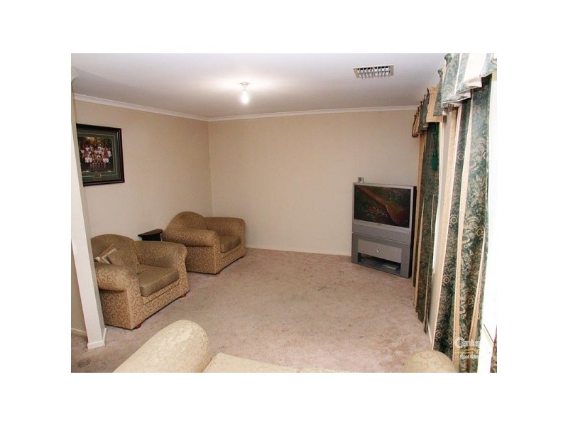6 Oceanic Close, Seaford Rise SA 5169