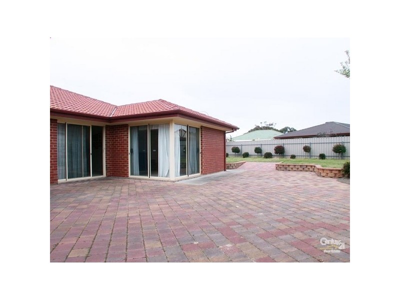 6 Oceanic Close, Seaford Rise SA 5169