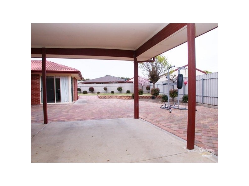 6 Oceanic Close, Seaford Rise SA 5169
