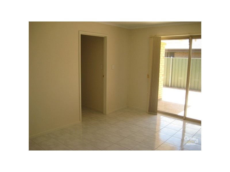 10 Chartreuse Court, Aldinga Beach SA 5173