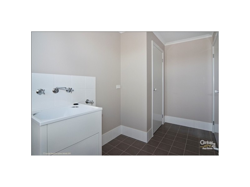 15 Tidewater Street, Aldinga Beach SA 5173