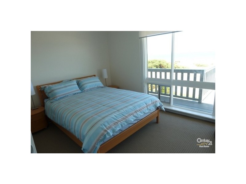 64 Esplanade, Sellicks Beach SA 5174