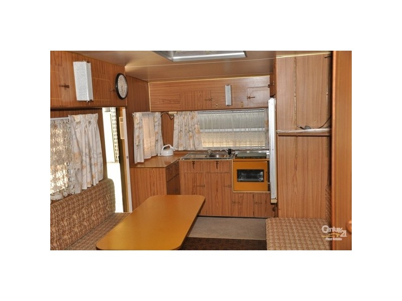 Site 33 Aldinga Beach Holiday Park, Cox Road, Aldinga Beach SA 5173