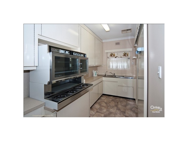 3/2 Strathmore Terrace, Brighton SA 5048