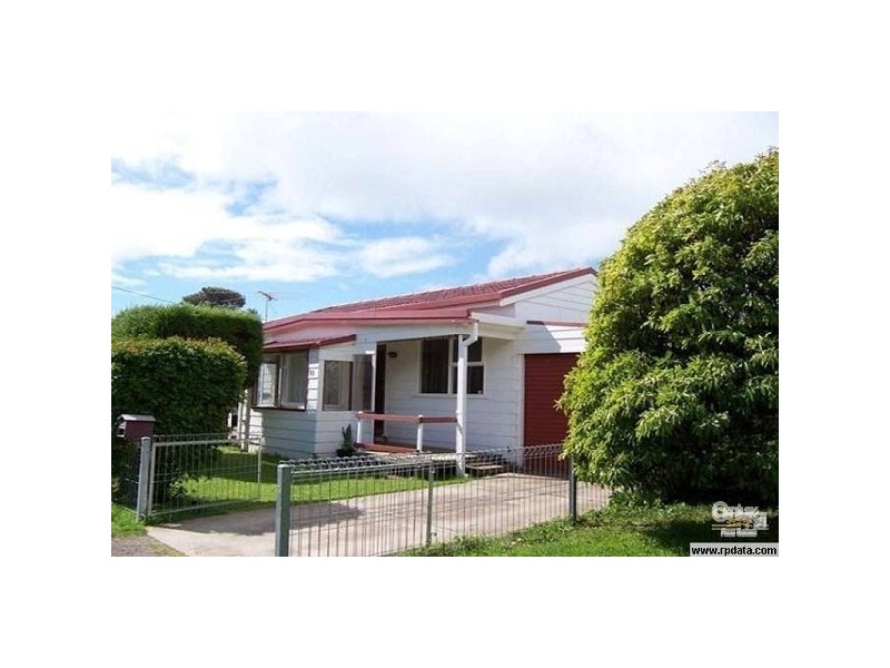 33 Whinnerah Ave, Aldinga Beach SA 5173