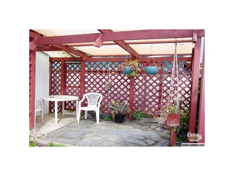 33 Whinnerah Ave, Aldinga Beach SA 5173