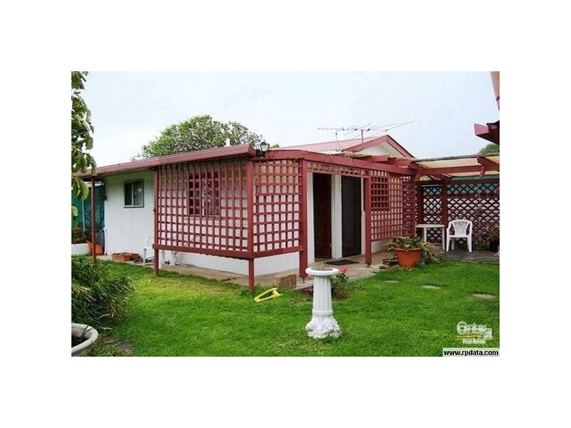 33 Whinnerah Ave, Aldinga Beach SA 5173