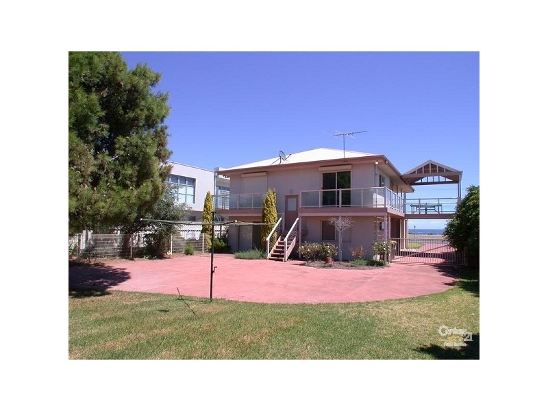 99 Esplanade, Aldinga Beach SA 5173