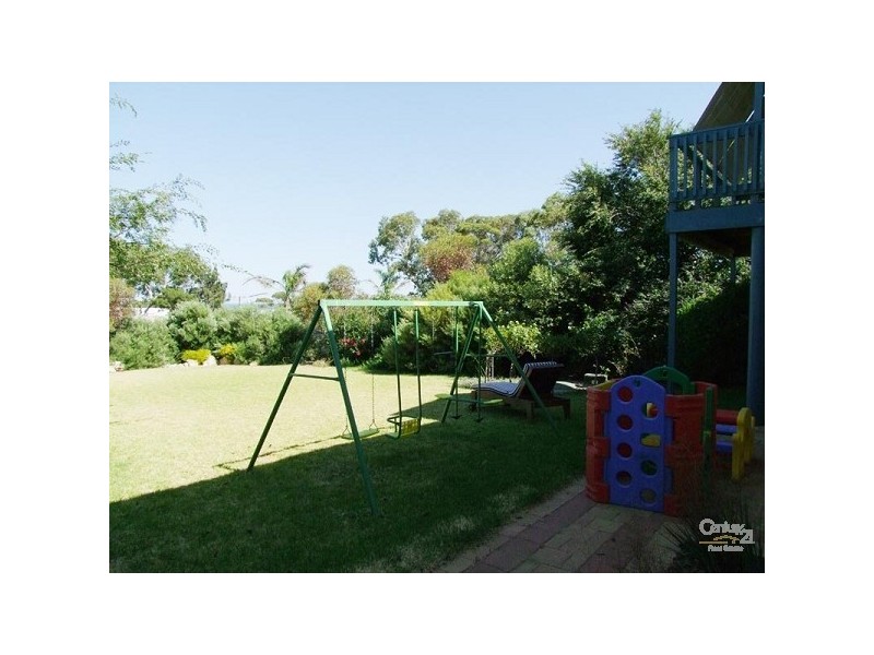 9 Lucerno Crescent, Sellicks Beach SA 5174