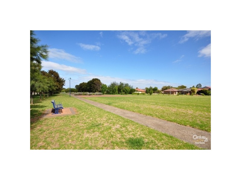 26 Navigator Crescent, Seaford Rise SA 5169