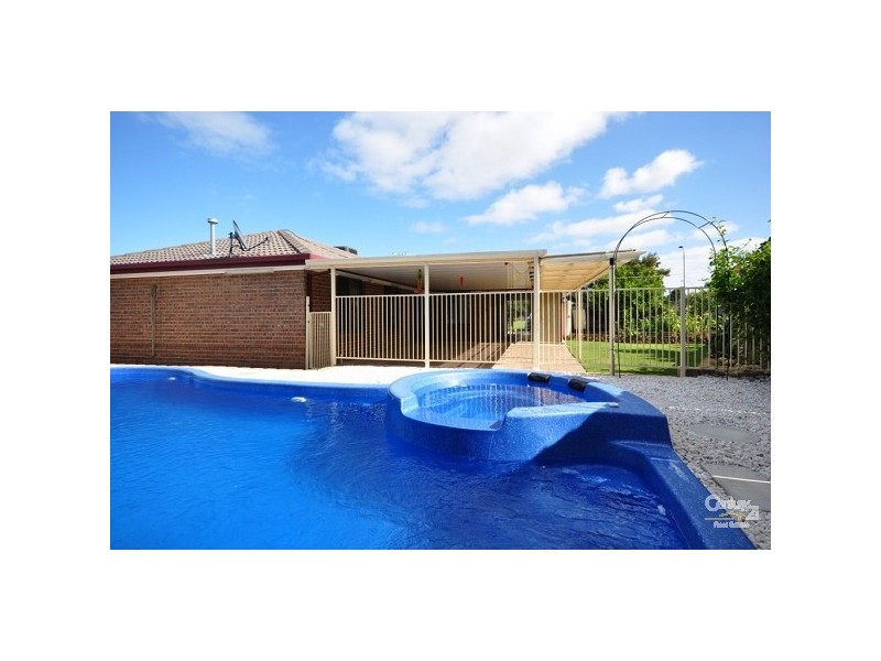 26 Navigator Crescent, Seaford Rise SA 5169