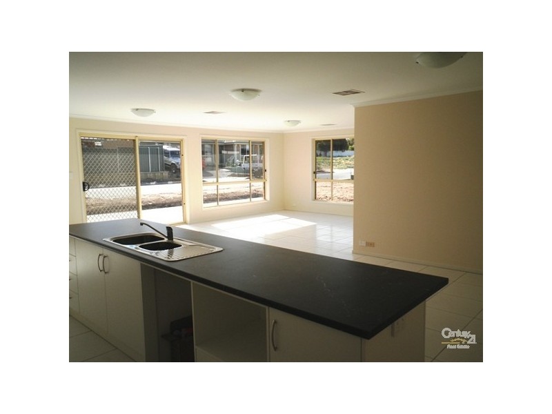 19 Sapphire Way, Aldinga Beach SA 5173