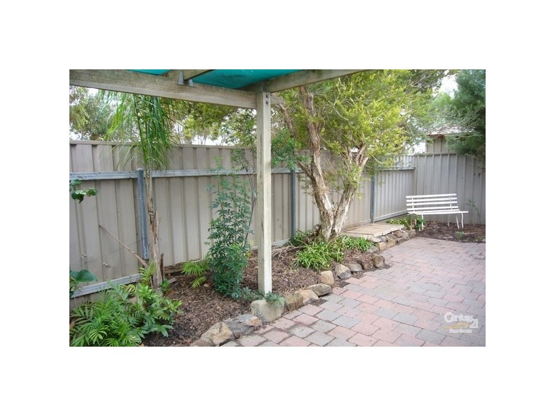 18 Greenlees Parade, Aldinga Beach SA 5173